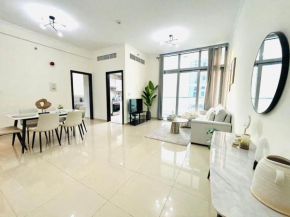 Luxury One Bedroom Apartment In Dubai Marina